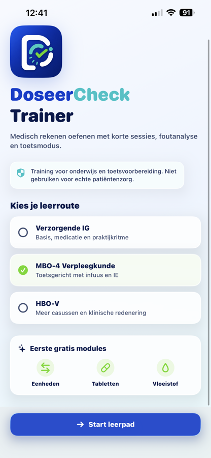 DoseerCheck Trainer scherm voor het kiezen van een leerroute